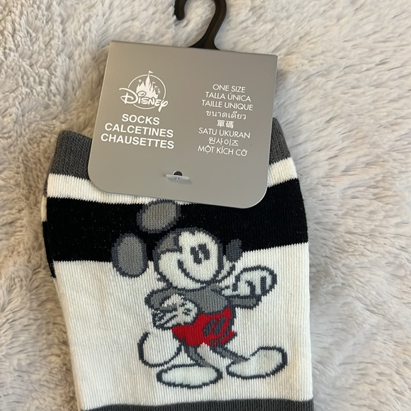 Mickey Mouse Long Socks - Picture 2 of 3